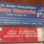 15.06.2020. Jędrzejów. Otwarcie filii biura poselskiego Piotra Wawrzyka / Ewa Pociejowska-Gawęda / Radio Kielce
