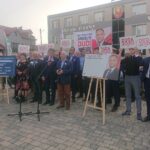 25.06.2020. Włoszczowa. Wręczenie promes w ramach Funduszu Inwestycji Samorządowych / Ewa Pociejowska-Gawęda / Radio Kielce