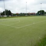 10.06.2020 Jędrzejów. Podpisanie umowy na modernizację obiektów sportowych przy Szkole Podstawowej nr 4 i Pływalni Miejskiej w Jędrzejowie / Ewa Pociejowska-Gawęda / Radio Kielce