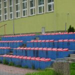 10.06.2020 Jędrzejów. Podpisanie umowy na modernizację obiektów sportowych przy Szkole Podstawowej nr 4 i Pływalni Miejskiej w Jędrzejowie / Ewa Pociejowska-Gawęda / Radio Kielce