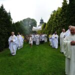 11.06.2020. Jędrzejów. Archiopactwo Cystersów. Uroczystości Bożego Ciała / Ewa Pociejowska-Gawęda / Radio Kielce