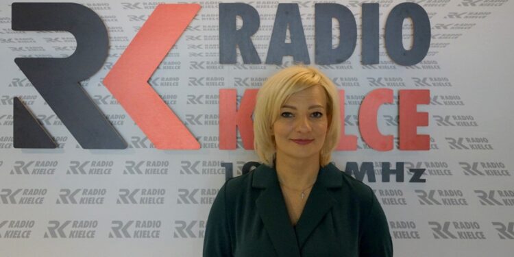 07.06.2020. Kielce. Spodziewany gość. Na zdjęciu: Dorota Łukomska - burmistrz Stąporkowa / Piotr Kwaśniewski / Radio Kielce