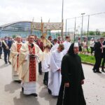 11.06.2020. Skarżysko-Kamienna. Procesja Bożego Ciała w parafii Matki Boskiej Ostrobramskiej / Anna Głąb / Radio Kielce