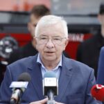 29.06.2020. Wola Kopcowa. Zwycięscy bitwy o wozy w powiecie kieleckim. Na zdjęciu: Krzysztof Lipiec - lider świętokrzyskiego PiS / Jarosław Kubalski / Radio Kielce