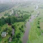 24.06.2020. Wąchock. Rzeka Kamienna przekroczyła stan alarmowy / Jarosław Kubalski / Radio Kielce