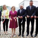 25.06.2020 Szydłów. XVII Inauguracja Sezonu Turystycznego Województwa Świętokrzyskiego. Od lewej:  Andrzej Prus - przewodniczący Sejmiku Województwa Świętokrzyskiego, Katarzyna Skuza - przewodnicząca Rady Miejskiej w Szydłowie, Anna Krupka - wiceminister sportu, poseł Mariusz Gosek, Tomasz Jamka - członek zarządu województwa świętokrzyskiego i Andrzej Tuz - burmistrz Szydłowa / Jarosław Kubalski / Radio Kielce