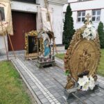11.06.2020. Kazimierza Wielka. Procesja eucharystyczna w Rzymskokatolickiej Parafii pw. Podwyższenia Krzyża Świętego / Marta Gajda / Radio Kielce