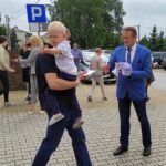 21.06.2020 Kostomłoty. Starosta Mirosław Gębski zachęca do udziału w wyborach prezydenckich / mat. prasowe