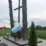 09.06.2020. Sulisławice. Odnowiony krzyż / Picasa / Radio Kielce