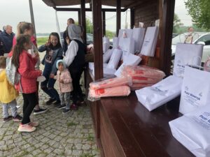 09.06.2020 Sandomierz. Wiceminister spraw zagranicznych Piotr Wawrzyk zainicjował w Sandomierzu akcję „Bezpieczne wakacje” / Grażyna Szlęzak-Wójcik / Radio Kielce