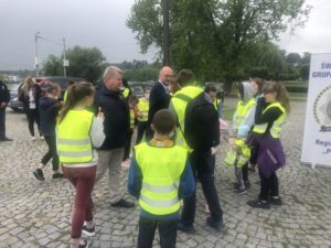 09.06.2020 Sandomierz. Wiceminister spraw zagranicznych Piotr Wawrzyk zainicjował w Sandomierzu akcję „Bezpieczne wakacje” / Grażyna Szlęzak-Wójcik / Radio Kielce