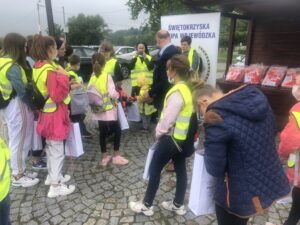 09.06.2020 Sandomierz. Wiceminister spraw zagranicznych Piotr Wawrzyk zainicjował w Sandomierzu akcję „Bezpieczne wakacje” / Grażyna Szlęzak-Wójcik / Radio Kielce