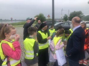 09.06.2020 Sandomierz. Wiceminister spraw zagranicznych Piotr Wawrzyk zainicjował w Sandomierzu akcję „Bezpieczne wakacje” / Grażyna Szlęzak-Wójcik / Radio Kielce