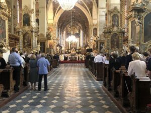 11.06.2020. Sandomierz. Uroczystość Bożego Ciała. Msza w katedrze / Grażyna-Szlęzak-Wójcik / Radio Kielce