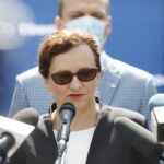 15.06.2020. Wąchock. Konferencja wiceministra infrastruktury. Na zdjęciu: Agata Wojtyszek - poseł PiS / Jarosław Kubalski / Radio Kielce