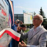 Kazimierza Wielka. Odsłonięcie tablicy „Solidarności” na bramie byłej Cukrowni Łubna. Na zdjęciu: Waldemar Bartosz - przewodniczący Zarządu Regionu Świętokrzyskiego NSZZ „Solidarność” / Marta Gajda / Radio Kielce