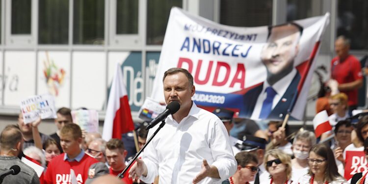 19.06.2020. Jędrzejów. Wizyta prezydenta RP Andrzeja Dudy / Jarosław Kubalski / Radio Kielce