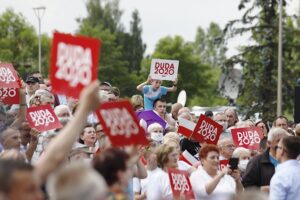 19.06.2020. Jędrzejów. Wizyta prezydenta RP Andrzeja Dudy / Jarosław Kubalski / Radio Kielce