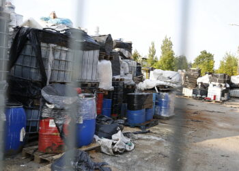 Kielce. Składowisko niebezpiecznych odpadów przy ulicy Krakowskiej / Jarosław Kubalski / Radio Kielce