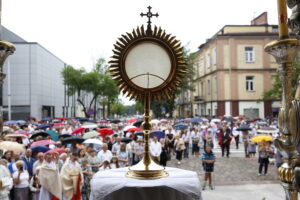 20.06.2019 Kielce. Boże Ciało. Procesja. / Jarosław Kubalski / Radio Kielce