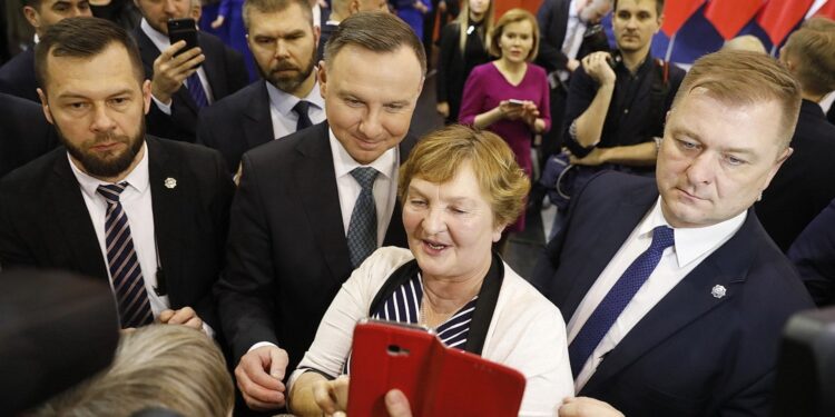 04.03.2020 Chęciny. Prezydent Andrzej Duda spotkał się z mieszkańcami / Jarosław Kubalski / Radio Kielce