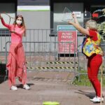 01.06.2020 Kielce. Wolontariusze Fundacji Dr Clown odwiedzili małych pacjentów przebywających w Świętokrzyskim Centrum Pediatrii / Jarosław Kubalski / Radio Kielce