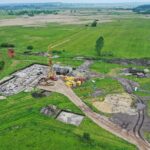 08.06.2020 Umianowice. Stacyjka kolejki wąskotorowej. Budowa Ośrodka Edukacji Przyrodniczej na Ponidziu / Jarosław Kubalski / Radio Kielce