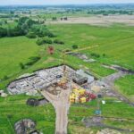 08.06.2020 Umianowice. Stacyjka kolejki wąskotorowej. Budowa Ośrodka Edukacji Przyrodniczej na Ponidziu / Jarosław Kubalski / Radio Kielce