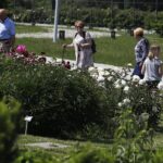 11.06.2020 Kielce. Ogród botaniczny. Spacer / Jarosław Kubalski / Radio Kielce