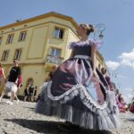 13.06.2020 Kielce. Kopciuszek - korowód Kieleckiego Teatru Tańca / Jarosław Kubalski / Radio Kielce