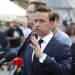 15.06.2020. Kielce. Kandydat na prezydenta RP Krzysztof Bosak spotkał się z wyborcami / Jarosław Kubalski / Radio Kielce