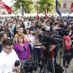 15.06.2020. Kielce. Kandydat na prezydenta RP Krzysztof Bosak spotkał się z wyborcami / Jarosław Kubalski / Radio Kielce