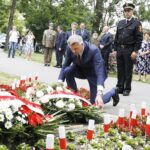 15.06.2020 Kielce. Uroczystości pod pomnikiem upamiętniającym udany zamach na szefa konfidentów Gestapo - Franza Wittka. Prezydent Bogdan Wenta / Jarosław Kubalski / Radio Kielce