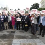 26.06.2020 Kielce. Konferencja prasowa Prawa i Sprawiedliwości podsumowująca kampanie wyborczą Andrzeja Dudy / Jarosław Kubalski / Radio Kielce