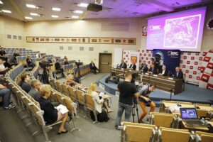 16.06.2020 Kielce.Konferencja na PŚk dotycząca zawodów łazików marsjańskich / Jarosław Kubalski / Radio Kielce