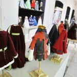 22.06.2020 Kielce. Muzeum Zabawek i Zabawy. Przygotowania do wystawy o strojach historycznych w miniaturze / Jarosław Kubalski / Radio Kielce