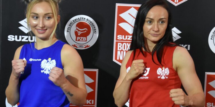 26.06.2020. Kielce. Suzuki Boxing Night. Oficjalne ważenie zawodników. Na zdjęciu (od lewej): Karolina Krysztoforska i Sandra Drabik / Jakub Rożek / Radio Kielce