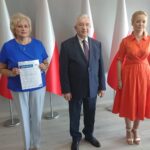 12.06.2020. Starachowice. Konferencja działaczy Prawa i Sprawiedliwości. Na zdjęciu (od lewej): Danuta Krępa - radna powiatu starachowickiego, Krzysztof Lipiec - poseł PiS i Agnieszka Kuś - radna powiatu starachowickiego / Anna Głąb / Radio Kielce