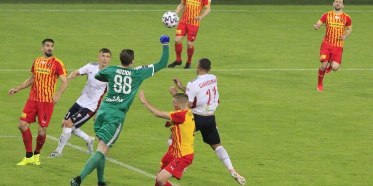 19.06.2020. Zabrze. 31. kolejka PKO Ekstraklasy: Górnik Zabrze - Korona Kielce / Krzysztof Bujnowicz / Radio Kielce