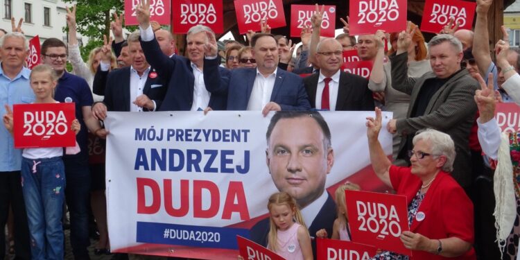 21.06.2020. Opatów. Akcja „Łączy nas Polska” / Emilia Sitarska / Radio Kielce