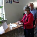 07.06.2020 Opatów. Obwodowa Komisja Wyborcza nr 1 / Emilia Sitarska / Radio Kielce