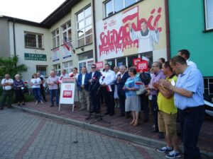 13.06.2020 Ostrowiec Świętokrzyski. Spotkanie w ramach akcji Łączy nas Polska / Emilia Sitarska / Radio Kielce