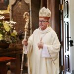 18.06.2020. Kielce. Msza święta i podsumowanie Kampanii "Pola Nadziei". Na zdjęciu: ks. Andrzej Kaleta - biskup pomocniczy diecezji kieleckiej / Wiktor Taszłow / Radio Kielce