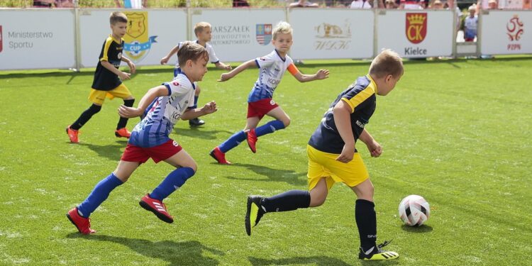 19.06.2020. Kielce. Turniej „Piątka na Rynku Sport CK” przed Wojewódzkim Domem Kultury / Wiktor Taszłow / Radio Kielce