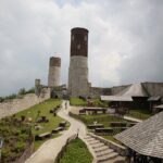 20.06.2020 Chęciny. „Weekend legend świętokrzyskich”. Turyści na zamku / Wiktor Taszłow / Radio Kielce