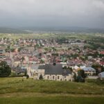 20.06.2020 Chęciny. „Weekend legend świętokrzyskich”. Turyści na zamku / Wiktor Taszłow / Radio Kielce