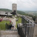 20.06.2020 Chęciny. „Weekend legend świętokrzyskich”. Turyści na zamku / Wiktor Taszłow / Radio Kielce