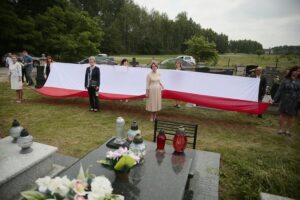 21.06.2020 Gmina Kluczewsko. Uroczystości upamiętniające działalność oddziału majora Henryka Dobrzańskiego „Hubala” / Wiktor Taszłow / Radio Kielce