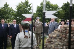 21.06.2020 Gmina Kluczewsko. Uroczystości upamiętniające działalność oddziału majora Henryka Dobrzańskiego „Hubala” / Wiktor Taszłow / Radio Kielce