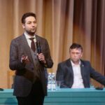 21.06.2020. Kielce. Akcja "Łączy nas Polska". Na zdjęciu (od lewej): Patryk Jaki - europoseł i Tomasz Jamka - członek zarządu województwa świętokrzyskiego / Wiktor Taszłow / Radio Kielce